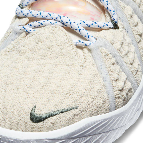 Nike LeBron XVIII Los Angeles By Day Basketball Shoes - DB8148-200