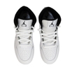 Buty sportowe młodzieżowe białe Air Jordan 1 Mid - DQ8423-132