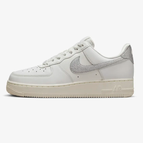 Damskie buty sportowe Nike Air Force 1 Low 'Silver Swoosh - DQ7569-100